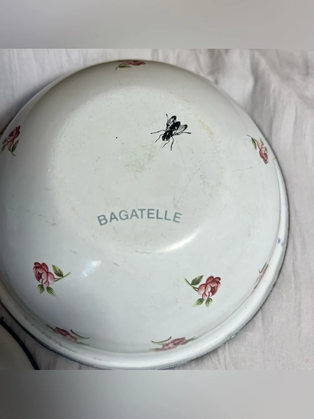 3 Vtg Robert Steffy Bagatelle Enamelware Bowls Shabby Rose Fly Insect Logo